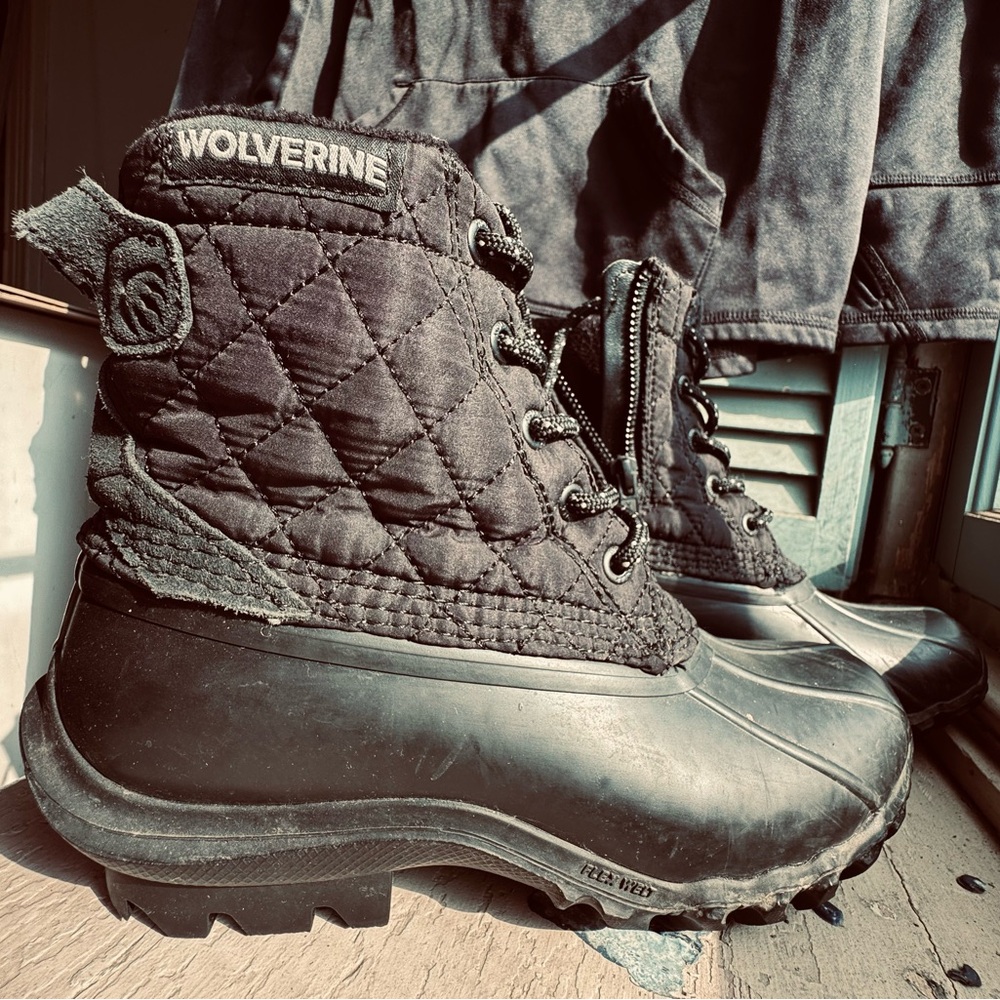 Wolverine Black Quilted Lace-Up Duck Boots